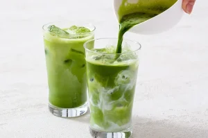 minum matcha